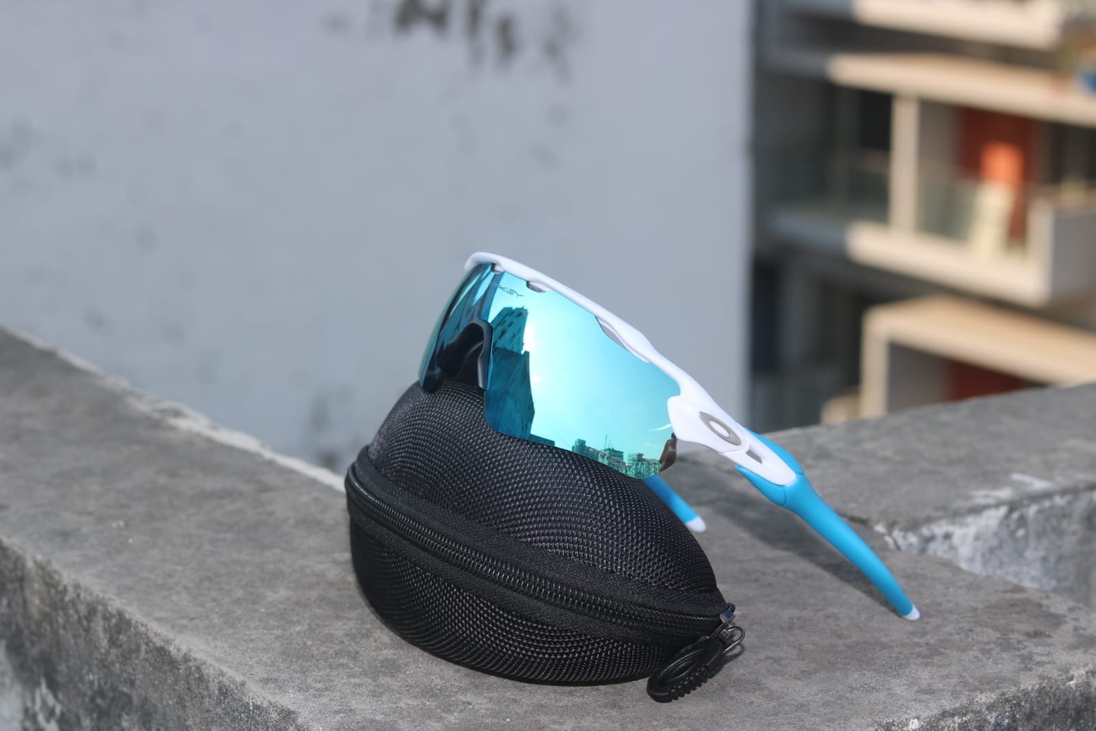 WhatsApp Image 2025-08-07 at 8.13.52 PM Oakley Rader With 4 lens - Image 1