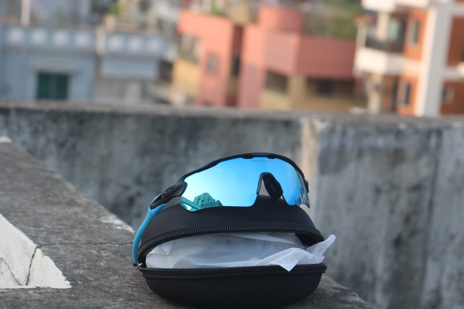 WhatsApp Image 2025-08-07 at 8.14.11 PM Oakley Rader With 4 lens - Image 1