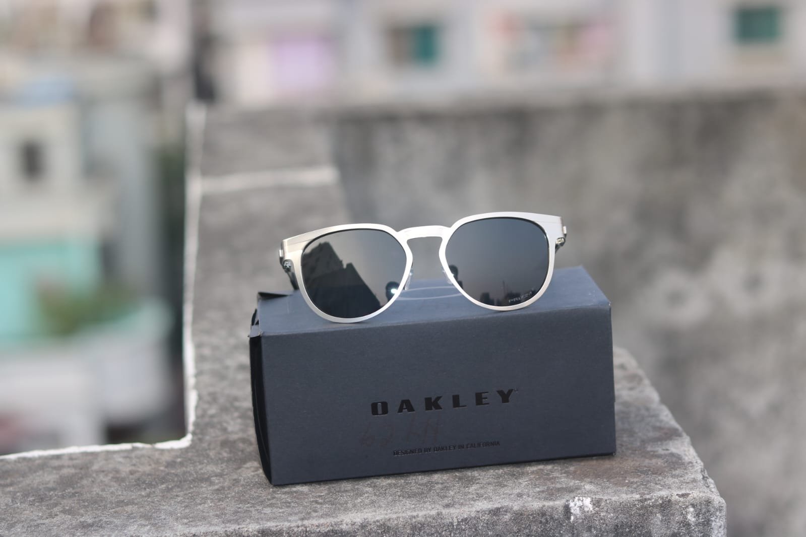 WhatsApp Image 2025-08-13 at 1.30.25 PM (2) Oakley Diecutter Prizm - Image 1