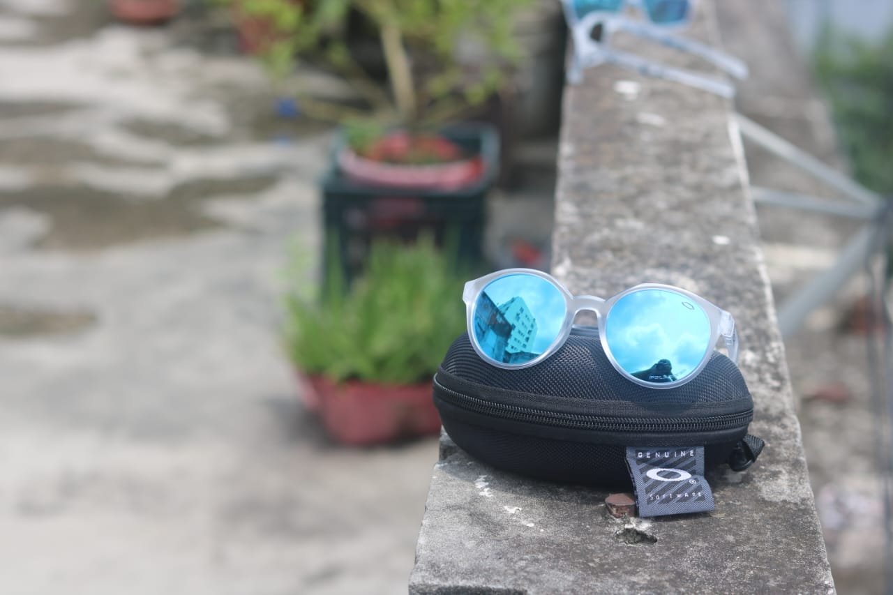 WhatsApp Image 2025-09-13 at 11.23.25 AM Oakley Frogskin casual Sunglass - Image 1