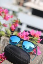 Oakley frog skin casual sunglass