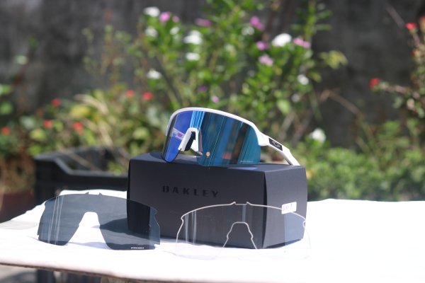 IMG_4811 (1) Oakley Sutro Lite Sports Sunglasses - Image 1